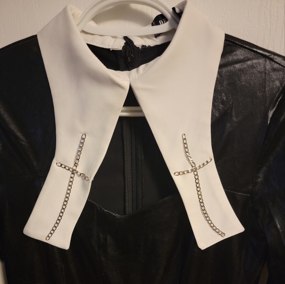 Dolls Kill Nun Costume Dress Size Medium - Picture 3 of 8